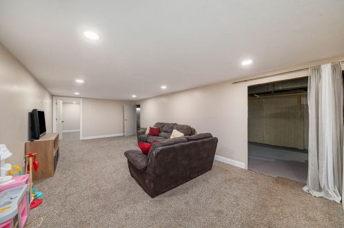 58510 Greenfield Ct, Three Rivers MI  49093-8535 exterior