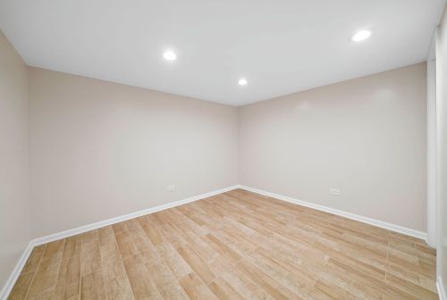 6538 Foster Ave, Chicago IL  60656-2245 exterior