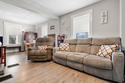 64 Elm St, Concord NH 03303-3324 exterior