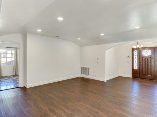 24 A St, Perris CA 92570-1962 exterior