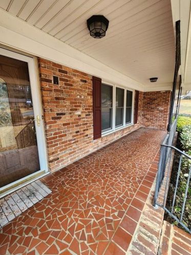 2128 Fisher Trl, Atlanta GA  30345-3431 exterior