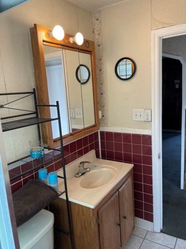 52 Pheland St, Springfield MA 01109-1318 exterior