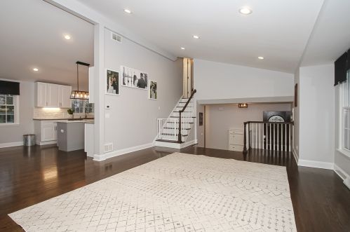 510 Adams St, Elmhurst IL  60126-4663 exterior