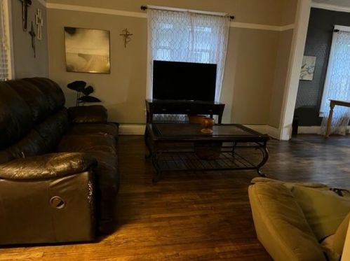 928 Pleasant St, Belding MI 48809-2252 exterior