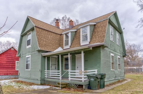 2131 Harrison Ave, Meskegon MI 49441-1490 exterior