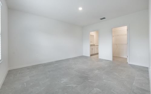 1457 Malaga Ave, Fort Pierce FL  34953-4726 exterior