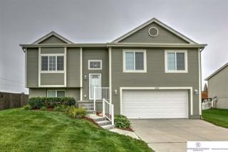 18969 Cinnamon St, Omaha NE  68135-1839 exterior