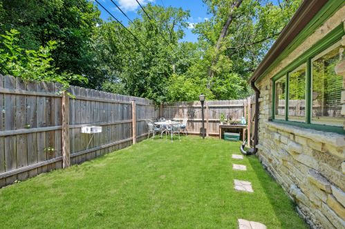 6841 41st St, Milwaukee WI  53209-2202 exterior