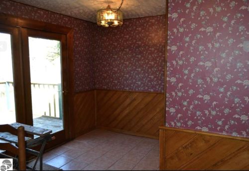 208 Lincoln St, Kalkaska MI 49646-9441 exterior