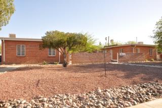 1422 9th St, Tucson AZ  85719-5523 exterior