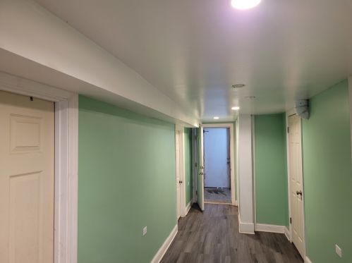 735 Ridgeway Ave, Chicago IL 60618-1010 exterior