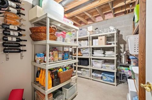 166 James Pl, Pittsburgh PA 15228-1022 exterior