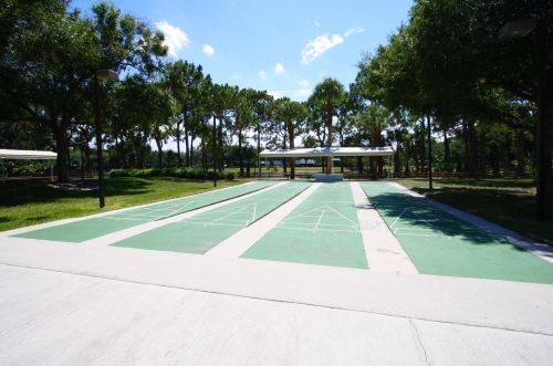 566 Cortina Ln, Fort Pierce FL 34986-1742 exterior