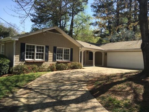 2875 Indian Trail Dr, Tucker GA  30084-1704 exterior