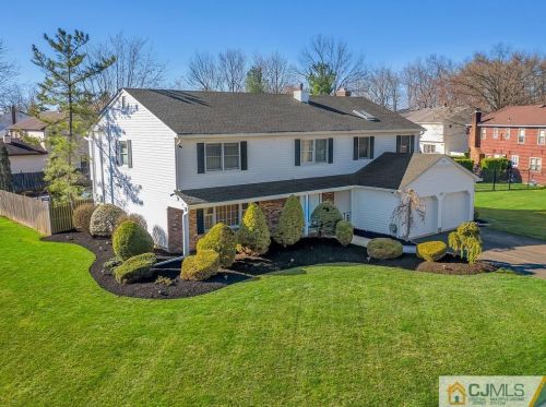 25 Pine Ridge Dr, Edison, NJ 08820-2838