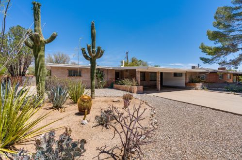 4431 6th St, Tucson, AZ 85711-2903