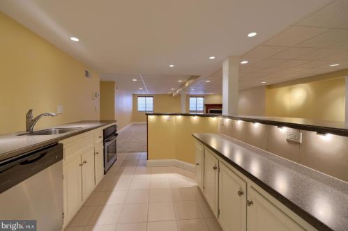 107 Kilgannon Ln, Lancaster PA 17603-9050 exterior