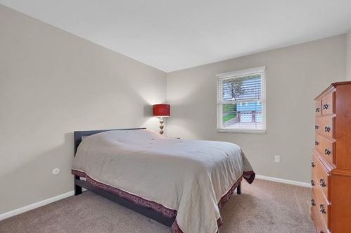 708 Brookshire Dr, Pittsburgh PA 15237-4104 exterior