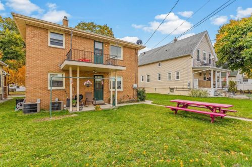 3725 Kansas Ave, Milwaukee WI  53207-4081 exterior