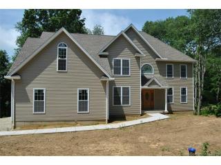 63 West St, Manchester, CT 06043-7711