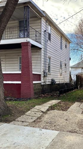 1323 Muskegon Ave, Grand Rapids MI 49504-3250 exterior