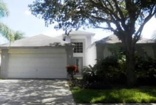 16421 Lake Heather Dr, Tampa, FL 33618-1167