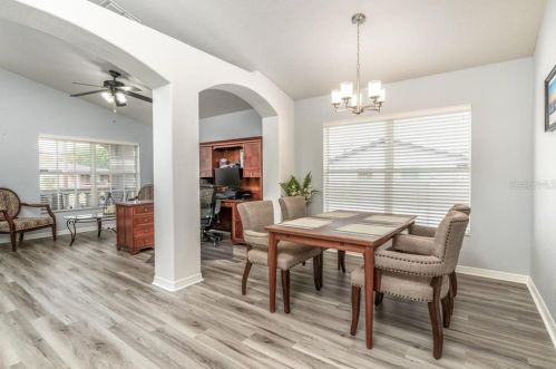 2722 Braddock St, Tampa FL 33607-1107 exterior