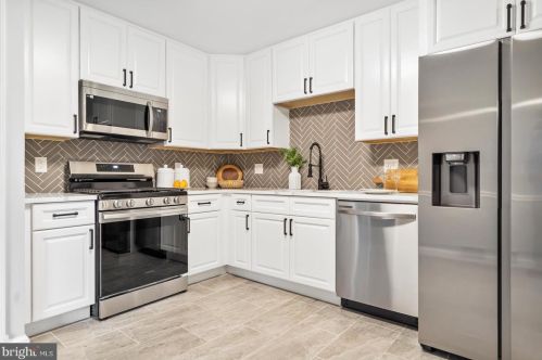 13201 Kara Ln, Silver Spring MD 20904-3423 exterior