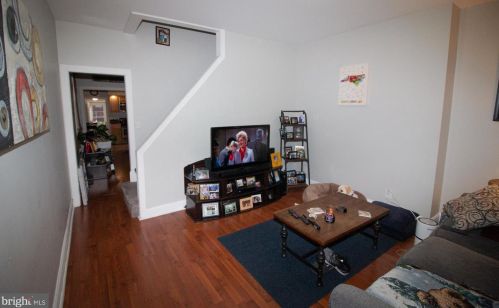 4459 Livingston St, Philadelphia, PA 19137-1621