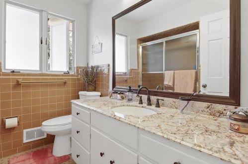 2630 Cedarvue Dr, Pittsburgh PA 15241-2912 exterior