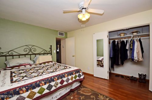 5037 2 St, Tucson AZ 85711-1104 exterior