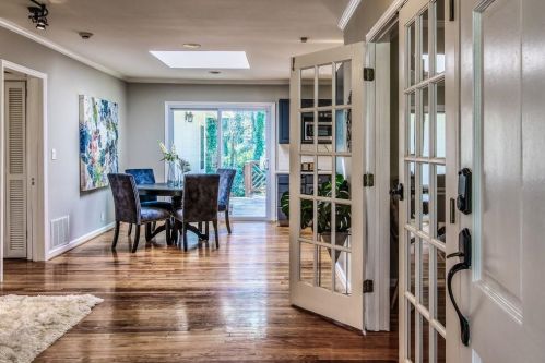 1534 Berkeley Ln, Atlanta GA 30329-2729 exterior