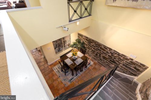 203 3 St, Washington DC 20003-1903 exterior