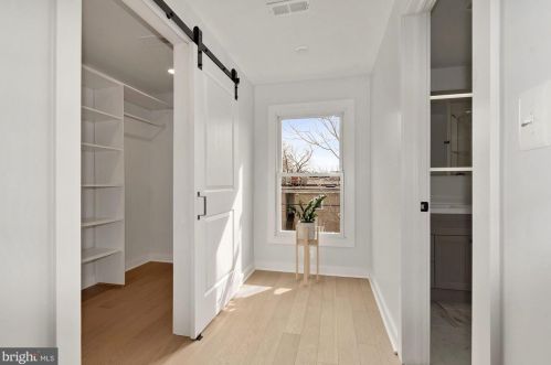 1225 Orren St, Washington DC  20002-3907 exterior