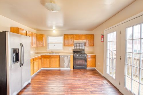 1502 Karlov Ave, Chicago IL 60651-1927 exterior