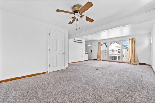 2107 Plainview Ave, Pittsburgh PA 15226-1545 exterior