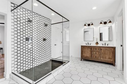 5323 Mccandless Ave, Pittsburgh PA  15201-2223 exterior