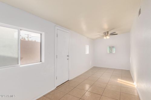 2638 47 Dr, Phoenix AZ 85031-1407 exterior