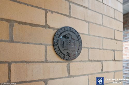 5316 George St, Chicago, IL 60641-4909