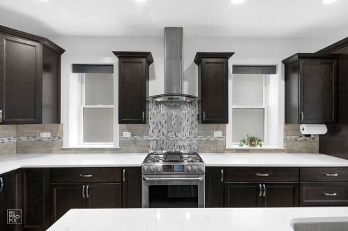 2505 Ainslie St, Chicago IL 60706-3457 exterior