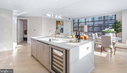 1201 Royal St, Alexandria VA  22314-1485 exterior