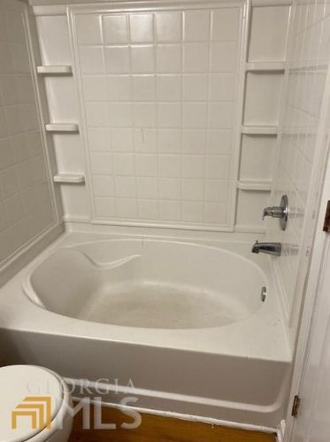 5626 Strathmoor Manor Cir, Lithonia GA  30058-2633 exterior