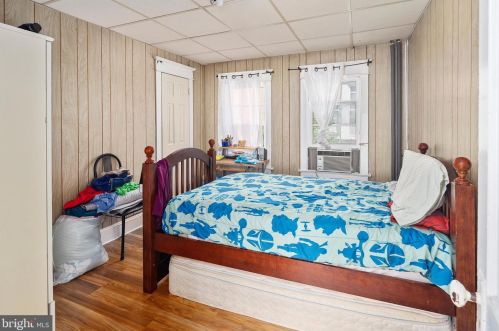 1034 Quinton Ave, Trenton NJ 08629-2402 exterior