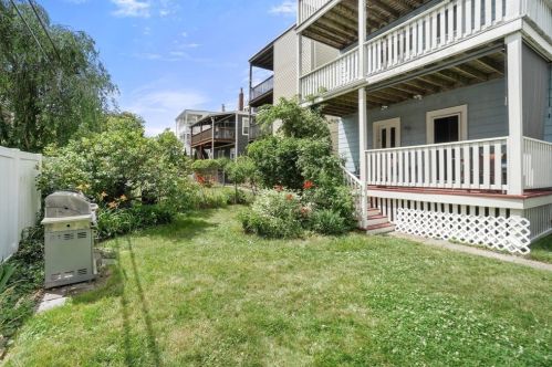 57 Harbor View St, Boston MA  exterior