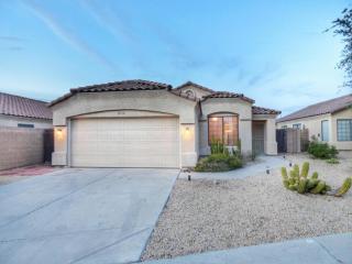 2110 Tracy Ln, Phoenix AZ  85023-4367 exterior