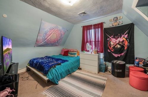 49 Kilton St, Taunton MA 02780-2953 exterior