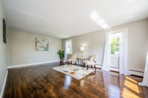 30 Locust Ave, Worcester MA  01604-6020 exterior