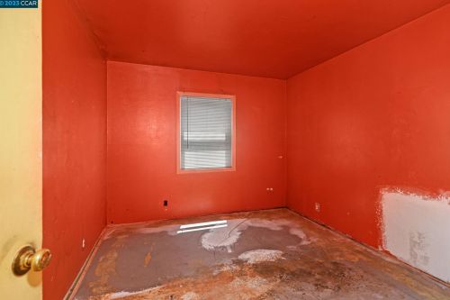 4176 Pickwick Dr, Concord, CA 94521-2736