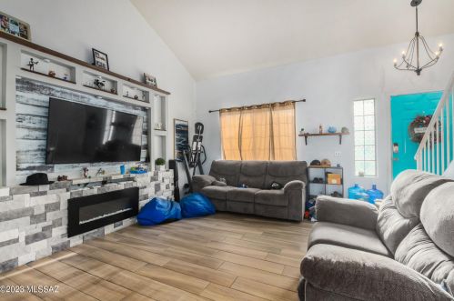 3044 Country Meadow Dr, Tucson AZ  85742-4855 exterior