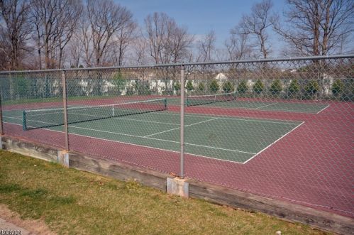 2102 Vroom Dr, Bridgewater NJ  08807-7003 exterior